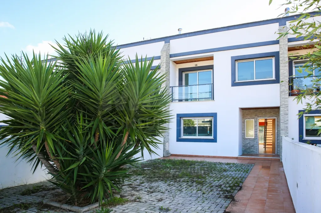 Moradia T3 Carnota C/ Garagem ampla