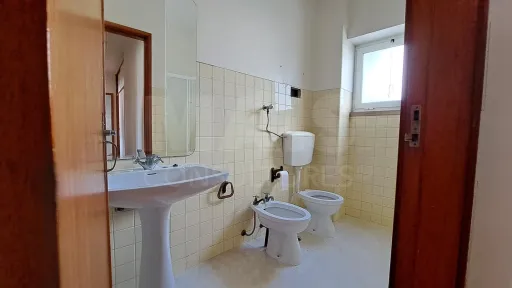Prédio em Peniche | Investimento com rendimento e potencial de valorização