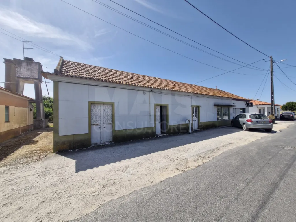 Quinta/Prédio Misto em Foros de Salvaterra – Excelente Oportunidade de Investimento