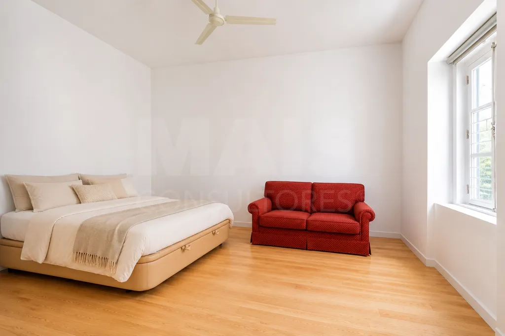 Apartamento T1 com 125 m², Frente ao Centro Náutico, em Alcácer do Sal