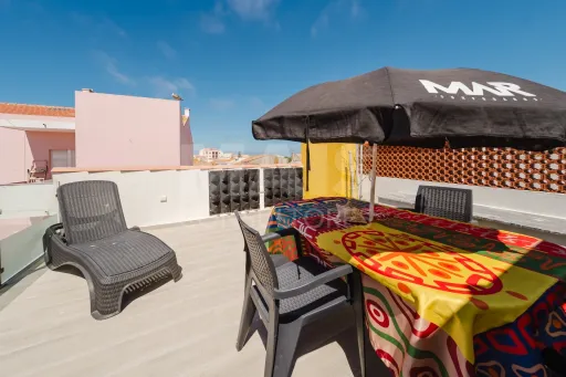 Investment property in downtown Peniche