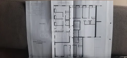 Apartamento T3 com garagem e arrecadação - Caneças