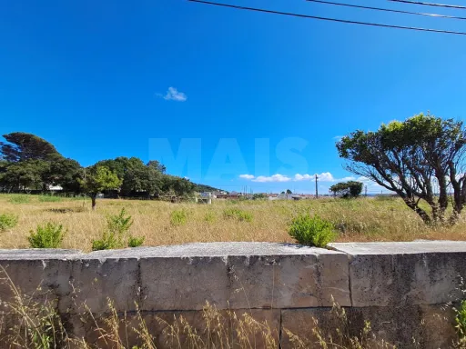 Terreno para construção de moradias
