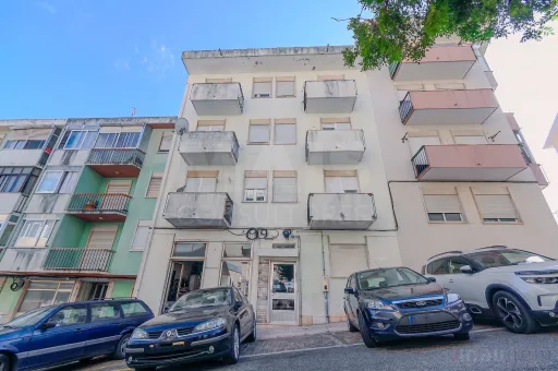 Apartamento T2 na Póvoa de Santo Adrião, Odivelas.