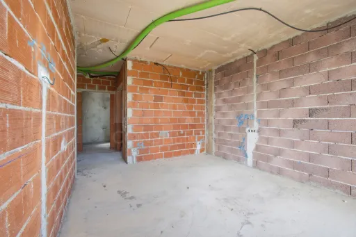 Moradia T4 com piscina em lote de 759m2 em Amoreira Óbidos