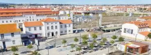 Garage in Entroncamento with 13m²