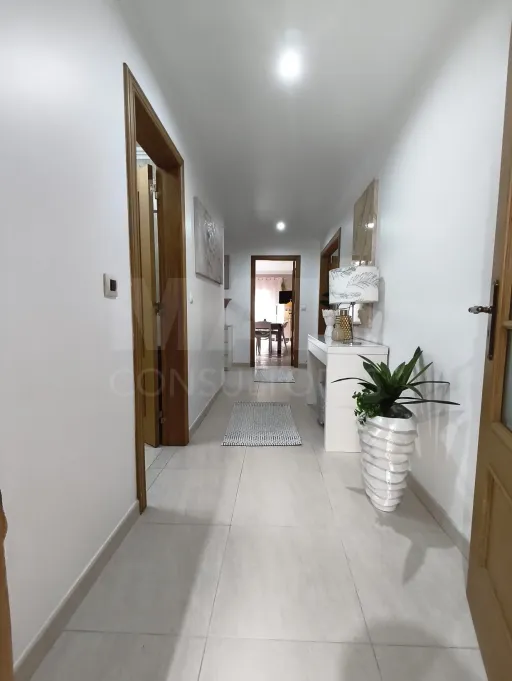 Apartamento T3 inserido em condomínio fechado no Porto Alto / Samora Correia