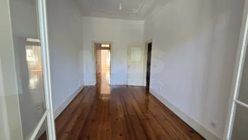 Apartamento T2 em Alcântara