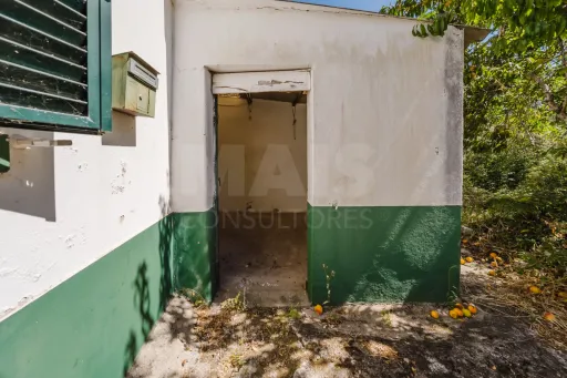 Moradia com terreno na freguesia de Vidais