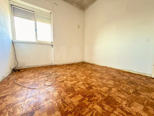 Apartamento T2 localizado em Peniche