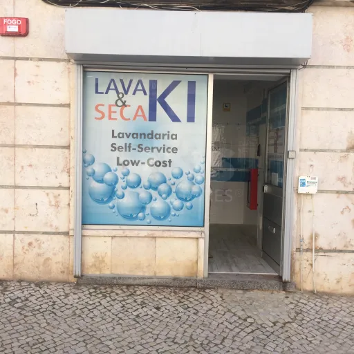 Loja / Lavandaria em Funcionamento na Venteira