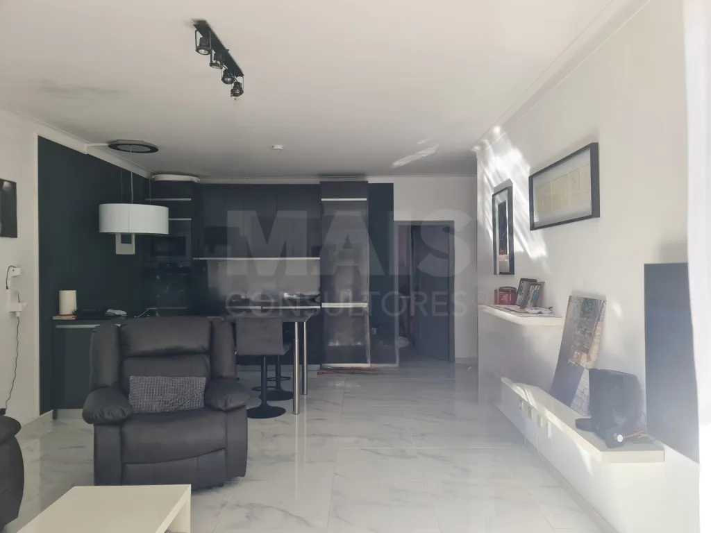 Apartamento T2 com piscina a poucos minutos a pé da praia dos 3 Irmãos