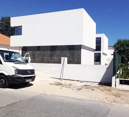 Moradia T3 em Pêra | Algarve