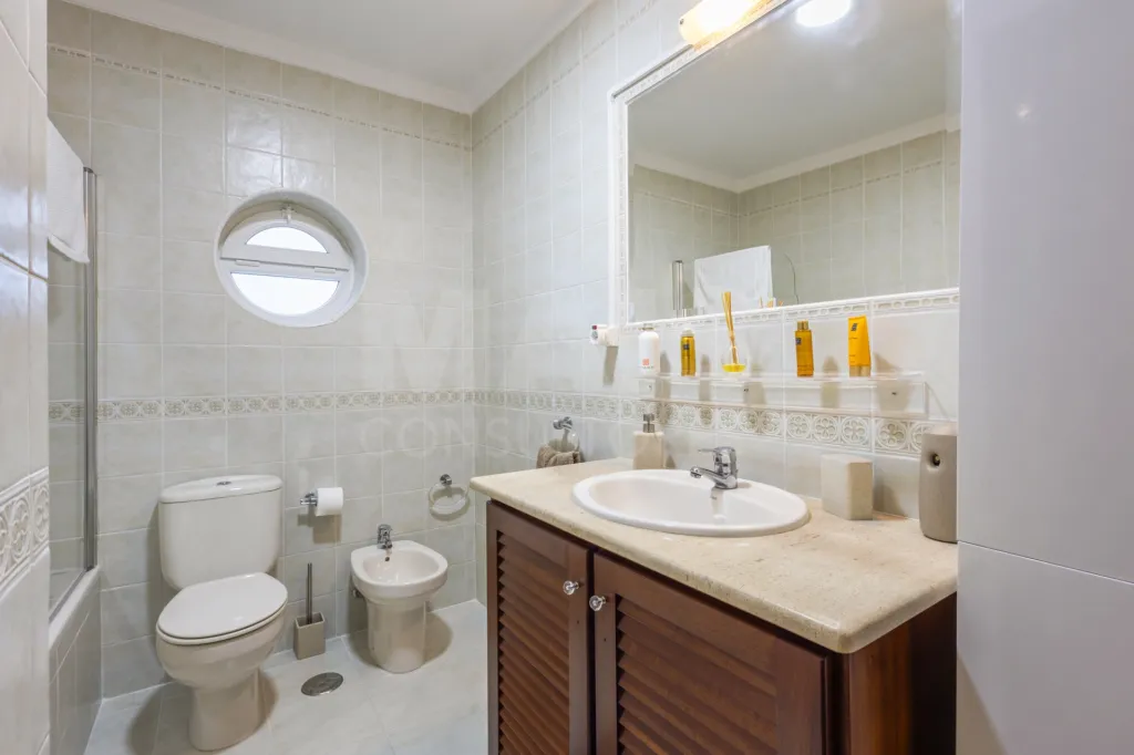 Apartamento T3 Duplex com Garagem em Peniche