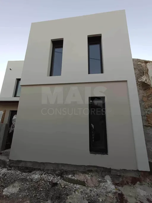 Moradia T3 NOVA C/ Terraço, Reguengo Pequeno, Lourinhã