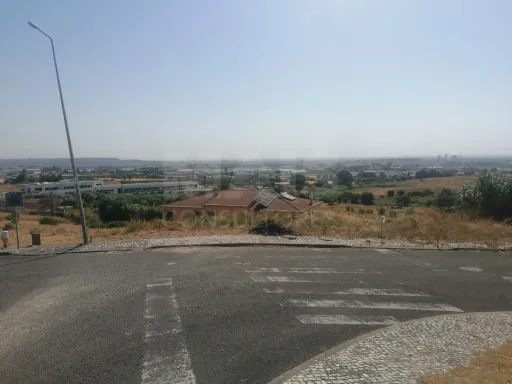 Terreno Urbano Em Alenquer
