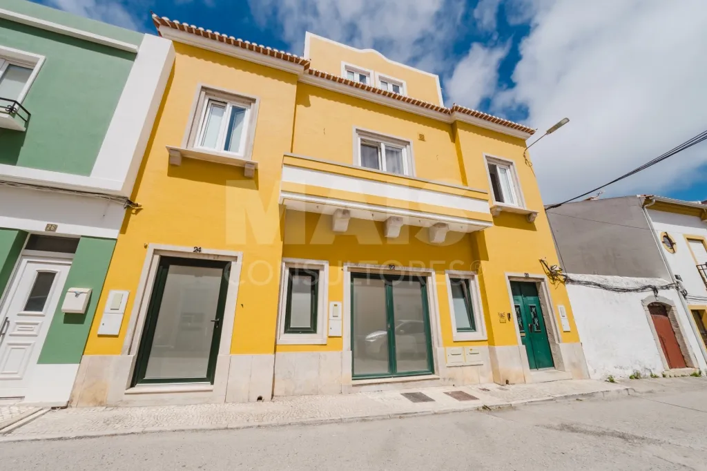Investment property in downtown Peniche