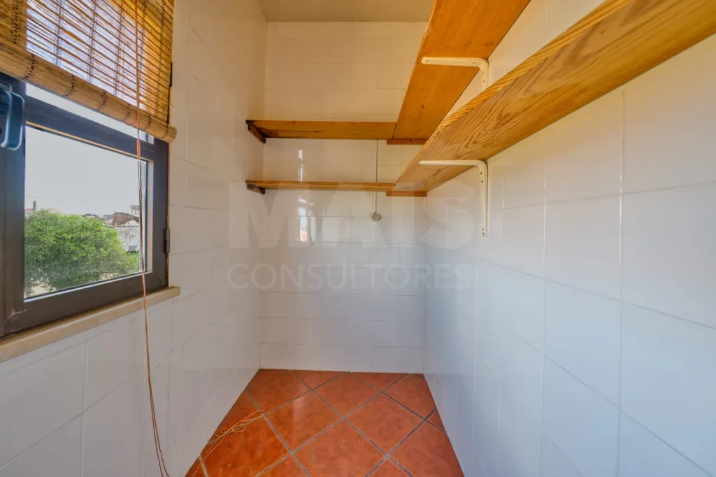 Moradia T4 Bi Familiar no Couço