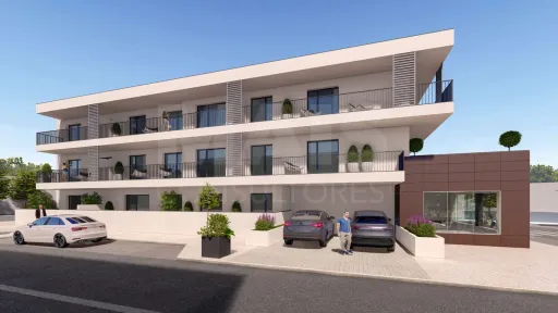 New 3 bedroom apartment with private garage and large balcony in Ferrel near Baleal Fraction N
