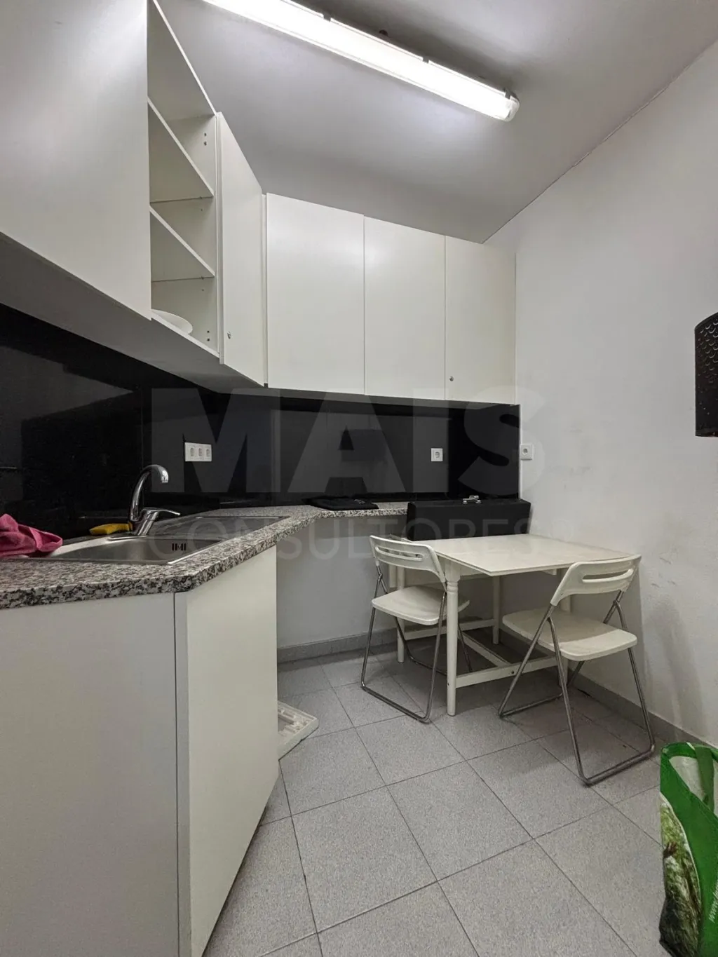 Clínica de Medicina Estética em Saldanha com Garagem