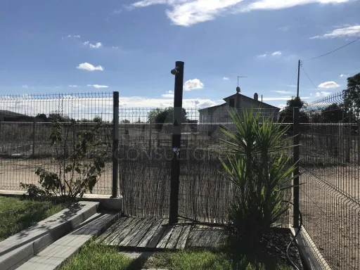 Quinta com moradia T4, piscina e anexos a 35 mint de Lisboa