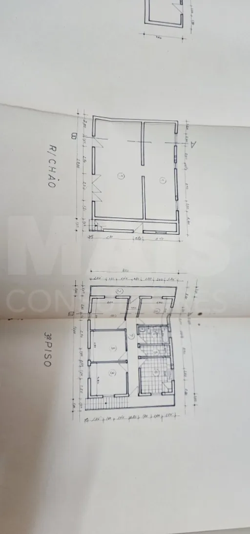 Moradia 2 Pisos centro Peroviseu c/ Terreno 500m2 e Garagem