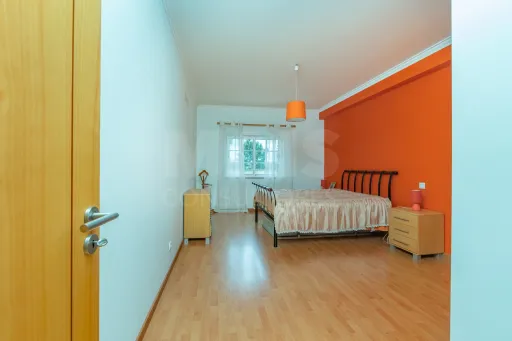 Moradia T3 com Piscina e Terreno de 7.320 m² – Privacidade, Sustentabilidade e Qualidade de Vida