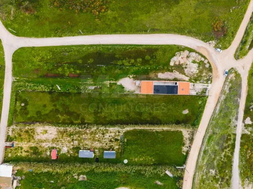 Unidade com Licença Industrial + Projeto Prévio para Hospedagem | 5.390 m² | Ferrel