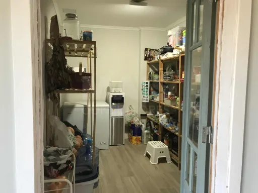 Quinta com moradia T4, piscina e anexos a 35 mint de Lisboa