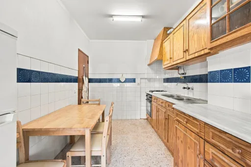 Apartamento T2 com marquise em Peniche