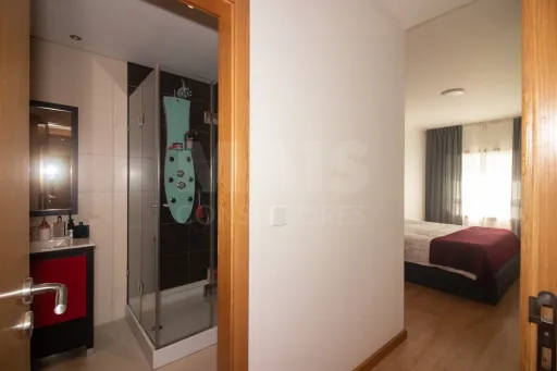Apartamento T2 Moderno com Garagem | A-da-Beja, Amadora