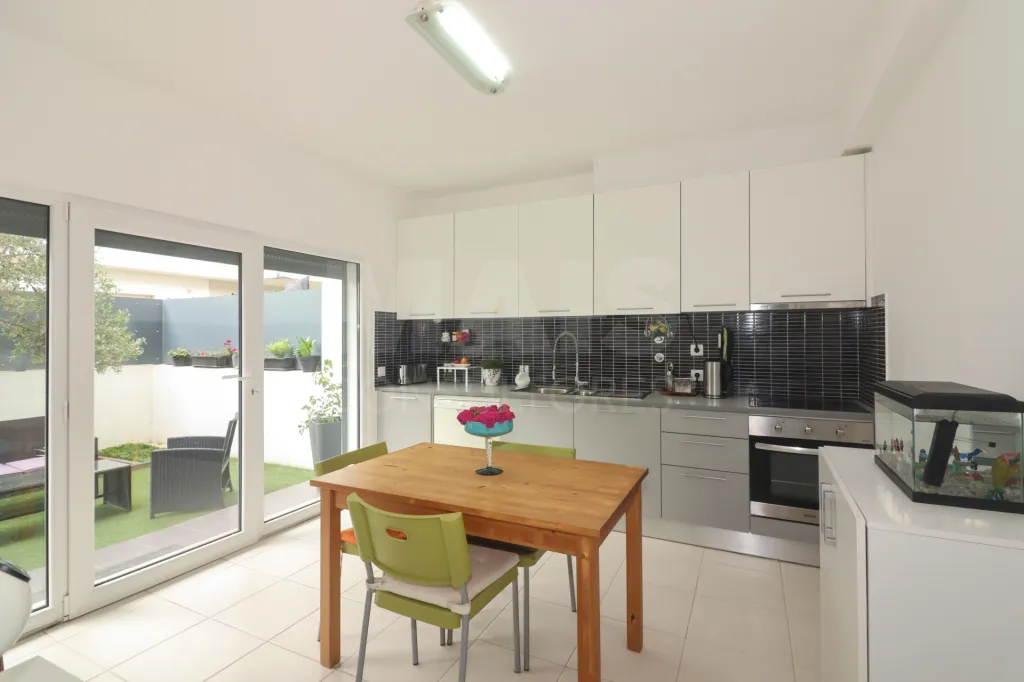 Excelente moradia T3 em Aveiras de Cima