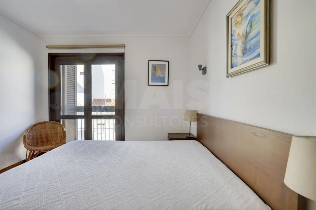 Apartamento T2 SESIMBRA | 300mt praia