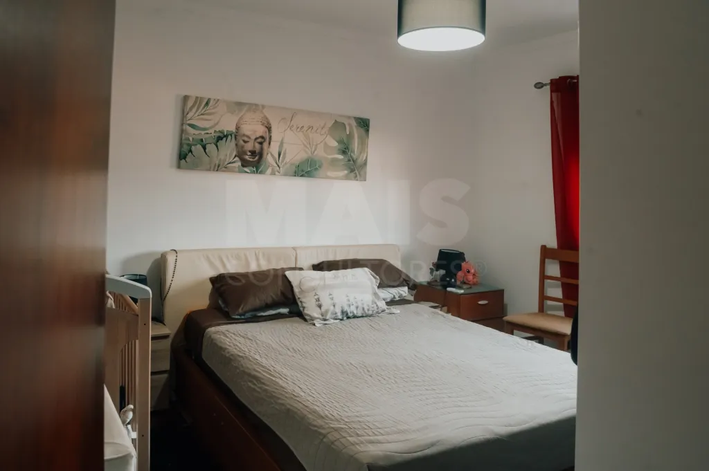 Apartamento T2 com Sótão, T1 na Cave e Potencial de Rentabilidade