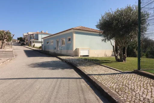 Moradia T4  Condomínio Fechado do Juncalinho