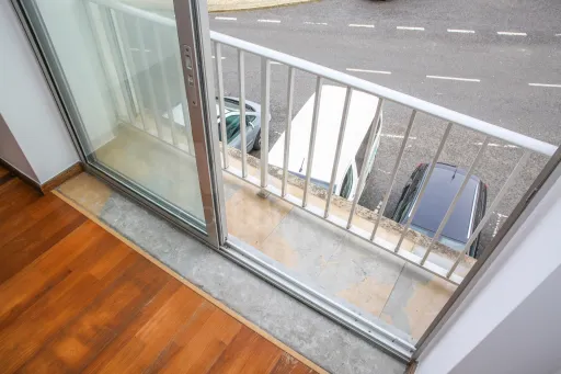 Amplitude e Conforto no Centro de Sobral de Monte Agraço Apartamento T2 Com Terraço