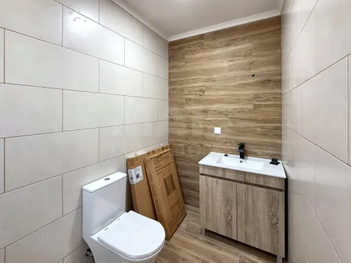 Apartamento T1 novo em Peniche