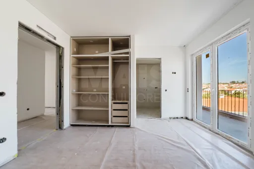 Apartamento T2 Novo com Garagem Privativa e Varanda Ampla em Ferrel junto ao Baleal Fracção G