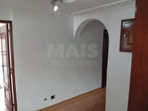 ✨Fantástico T2 com Parqueamento junto à estação de comboios de Queluz