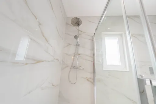 Moradia V3  moderna com piscina, vista de campo e excelente localização  Matas – Lourinhã