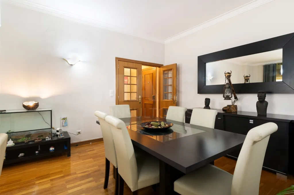 Apartamento T1 no centro de Benfica
