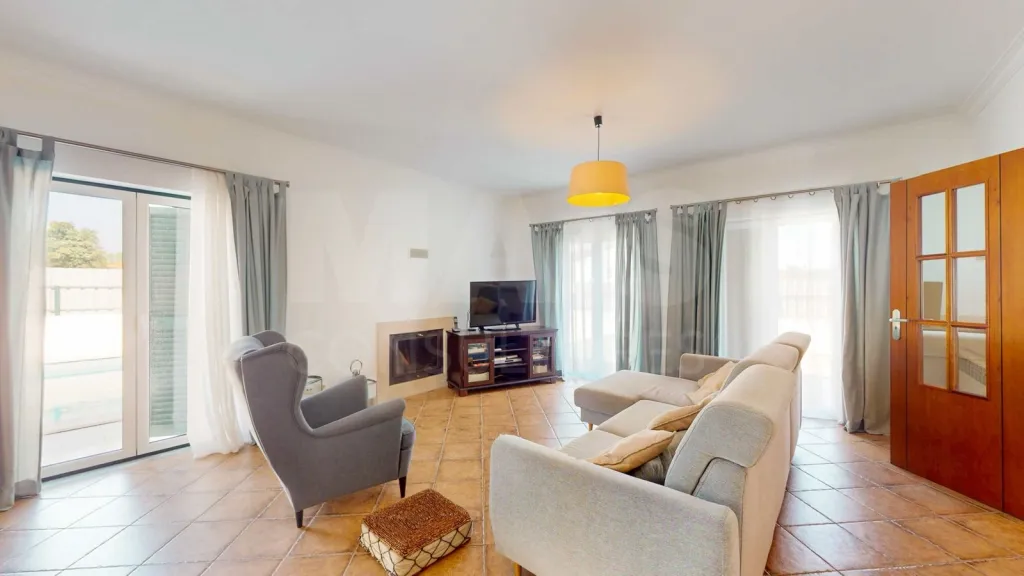 Moradia T5 em Montemor-o-Novo