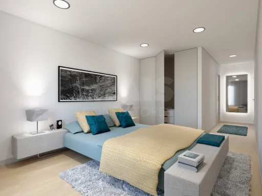 Apartamento T3+1 com varanda, terraço e garagem box no Montijo.