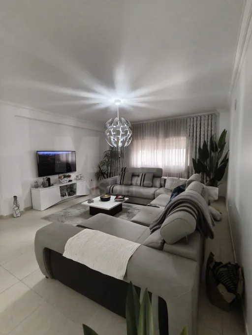 Apartamento T3 inserido em condomínio fechado no Porto Alto / Samora Correia