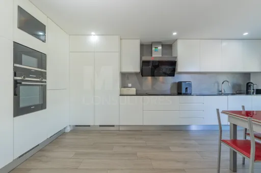 O seu novo capítulo no Montijo, onde a amplitude se encontra com o design