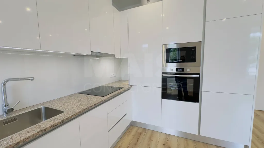 Fully Renovated 3-Bedroom Apartment | Downtown Lourinhã | Modernity, Comfort, and Elegance