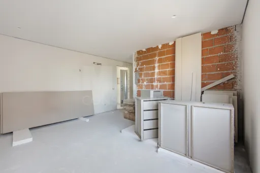 New 2-Bedroom Apartment with Private Backyard, a 10-Minute Walk from Baleal