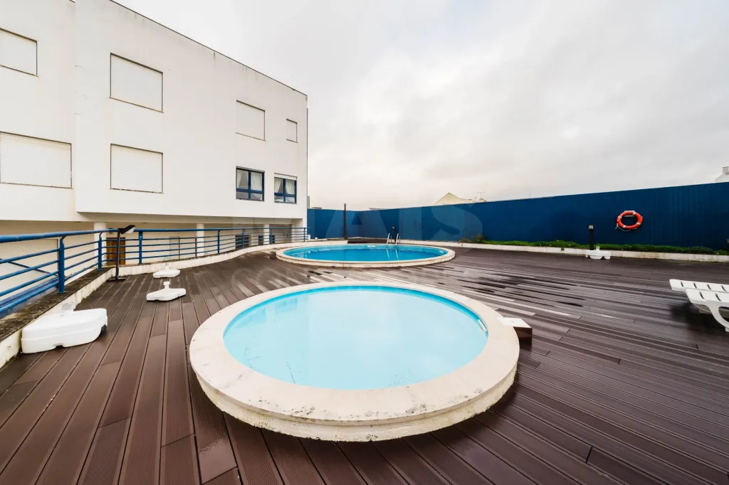 Apartamento T3 Duplex | Piscina | Bombarral Centro