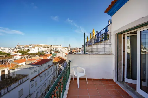 T2 + suite extra, varandas e garagem, a 200 metros da praia do túnel Albufeira