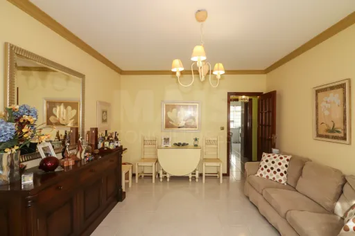 Apartamento T3 em Alhandra
